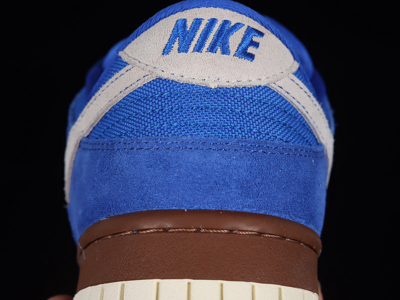 Dunk “Gold Rail”