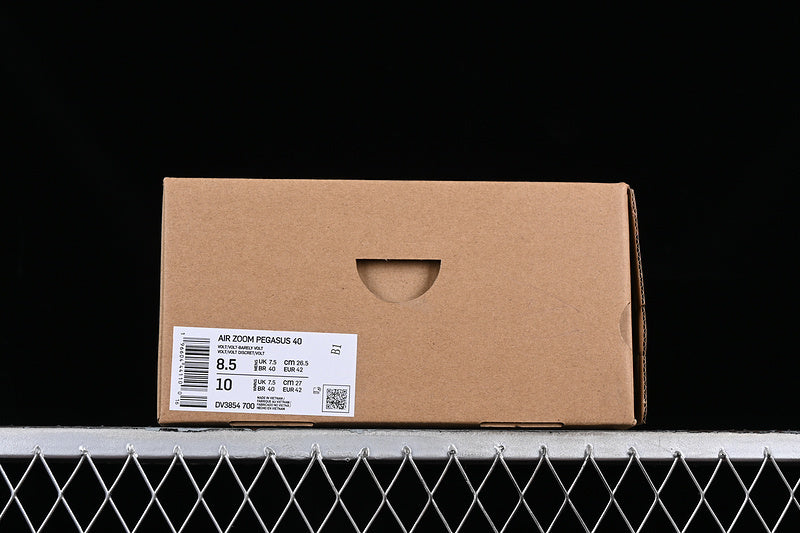 Air Zoom Pegasus 40 “Volt”