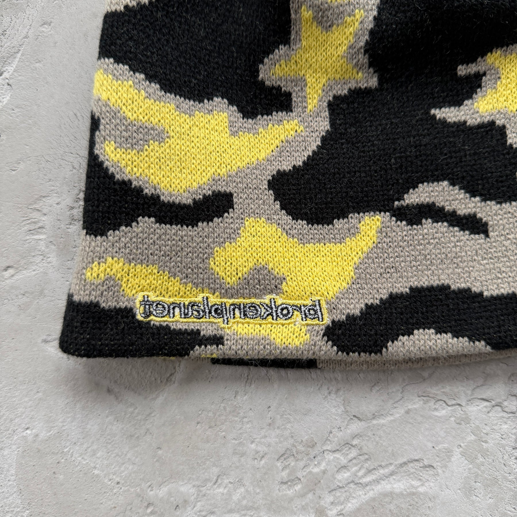 Touca Broken Planet “Star Camo Beanie” ( Amarelo )
