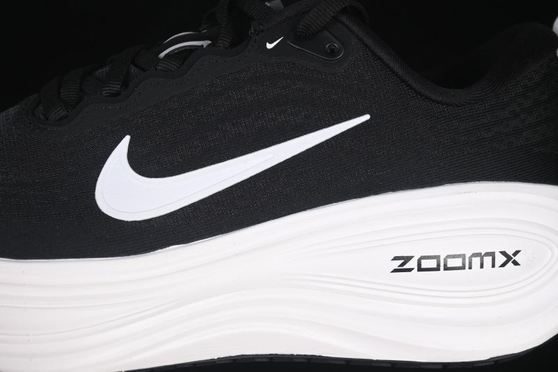 Air Zoom Vomero Plus “Black and White”