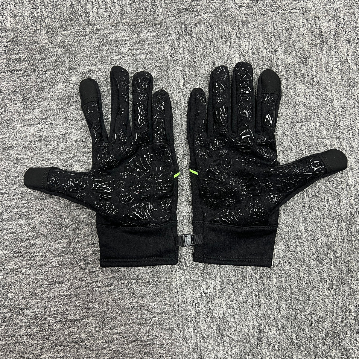 Luva Syna World ( Preta )