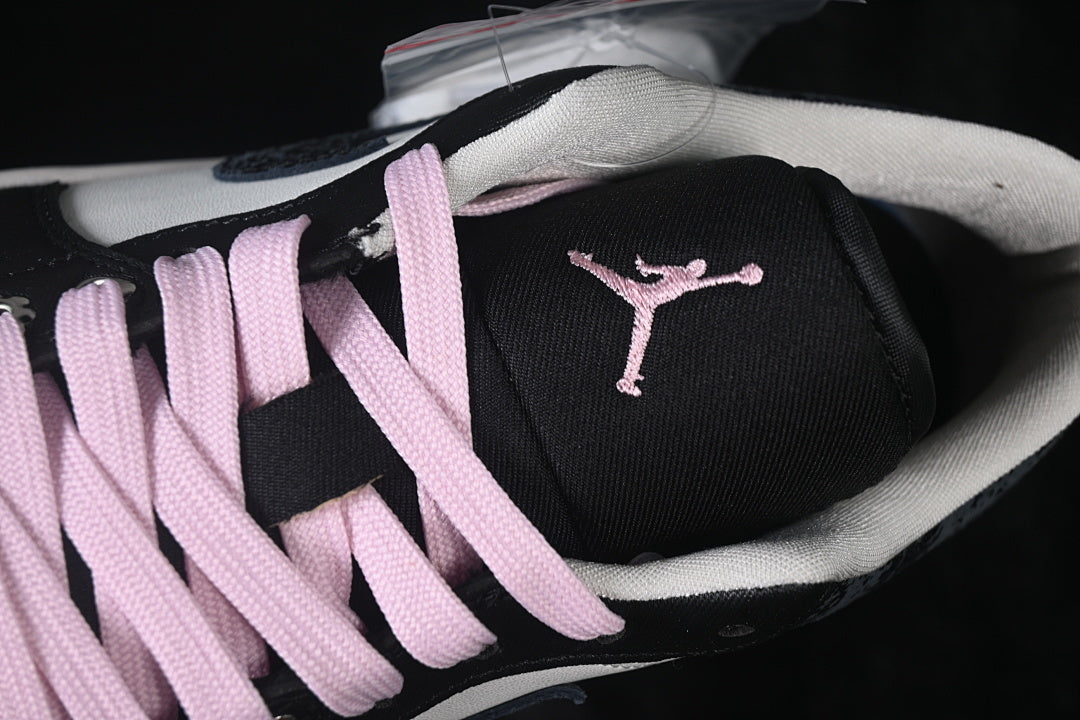 Air Jordan 1 Low "Iced Carmine”