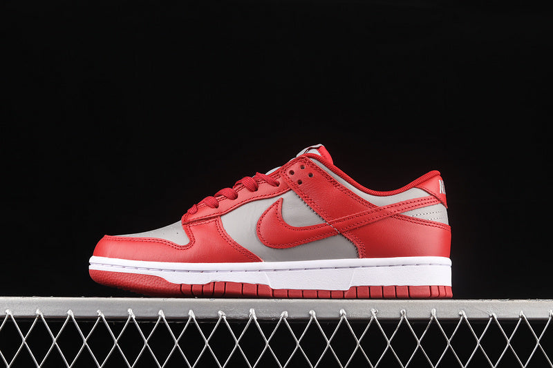 Dunk “ Unversity Red-White”
