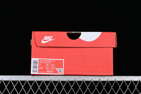 Vomero 5 “Pure Platinum Laser Orange”
