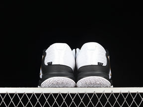 Nike Kyrie 5 “Black Gold”