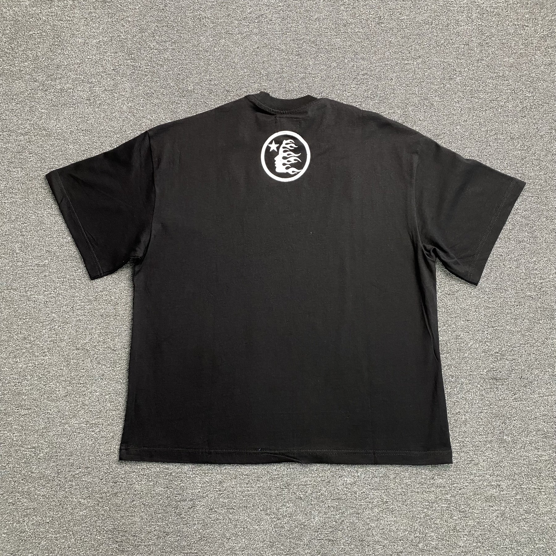 Camisa Hellstar “Peace is a Journey” ( Preta )
