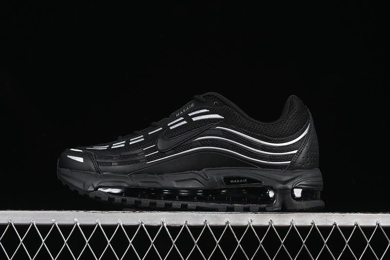 Air Max TL x Comme des Garçons