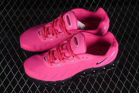 Air Max DN8 “Hyper Pink”
