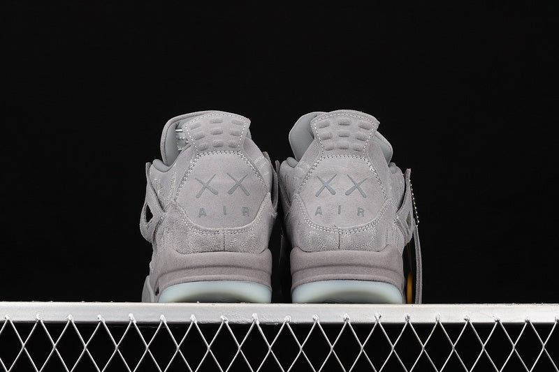 Air jordan 4 x Kaws