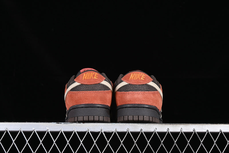 Dunk “Red Panda”