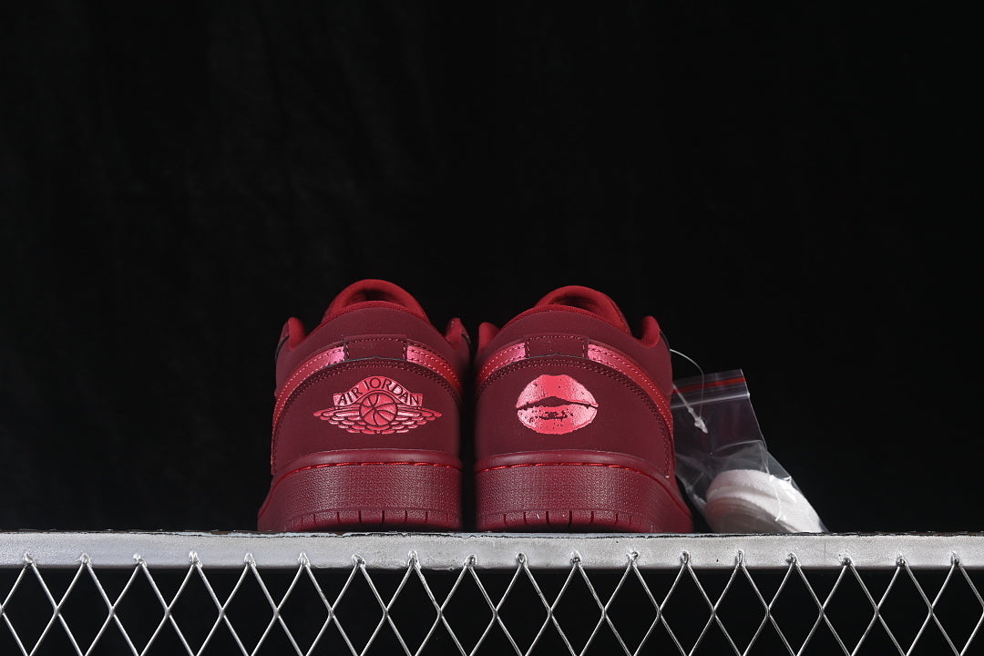 Air Jordan 1 Low "Valentine's Day”