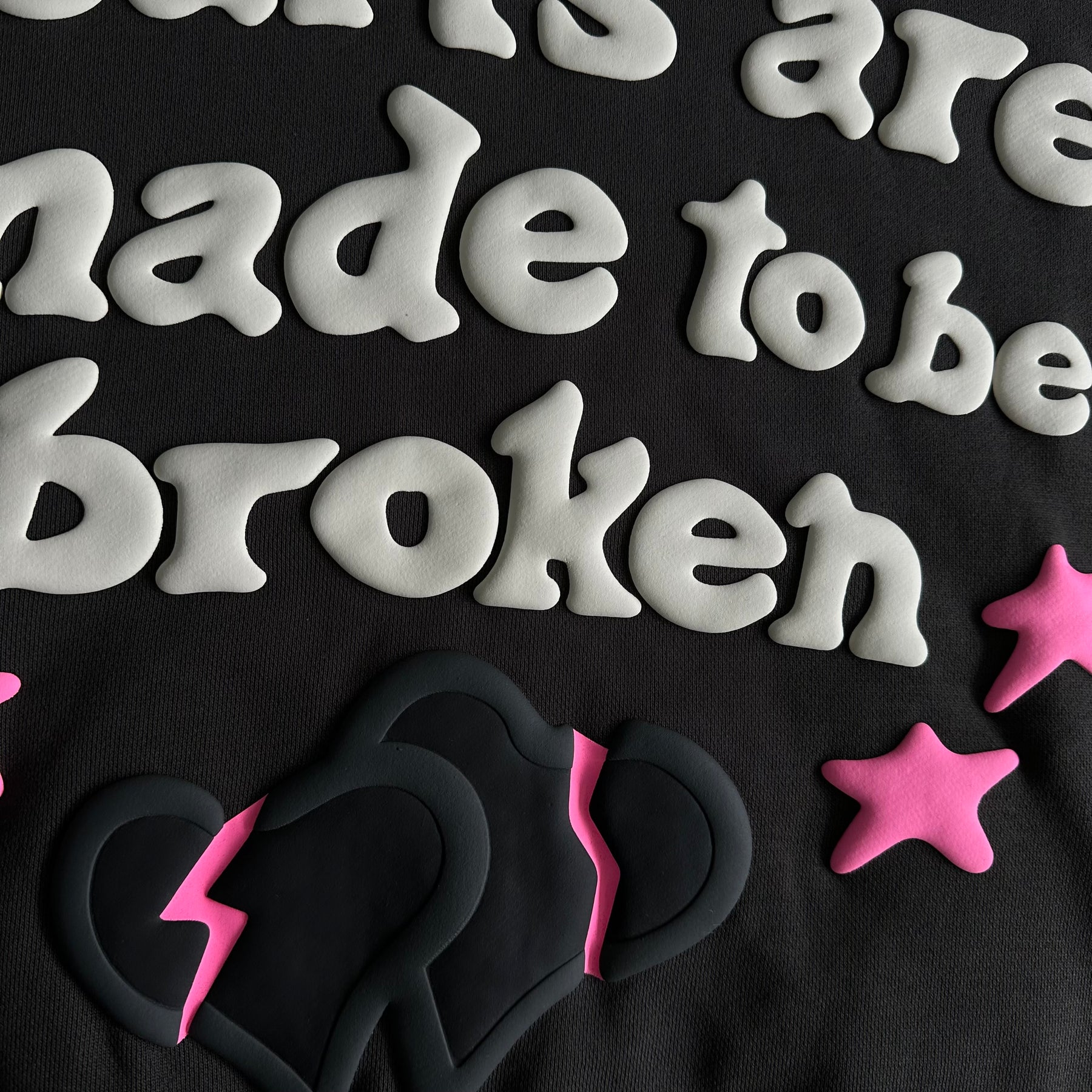 Moletom Broken Planet “Hearts are made to be Broken”