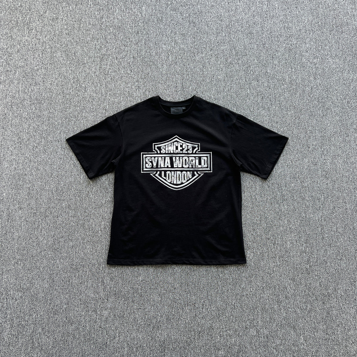 Camisa Syna World “CHRME BDGE”