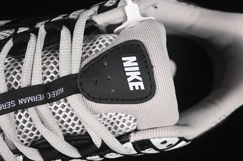 Nike P-6000 “Grey Black”