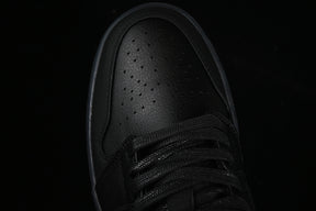 Air Jordan 1 Low “Black White Dark Smoke Grey”