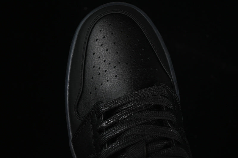 Air Jordan 1 Low “Black White Dark Smoke Grey”