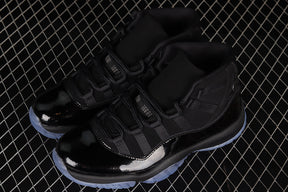 Air Jordan 11  “Cap and Gown”