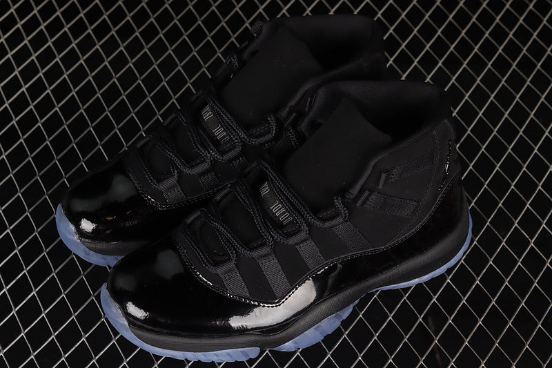 Air Jordan 11  “Cap and Gown”