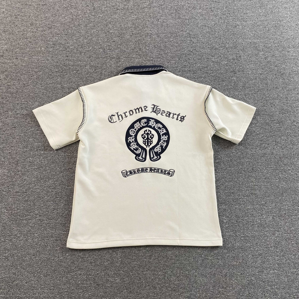 Camisa Polo Chrome Hearts “Black Horseshoe”