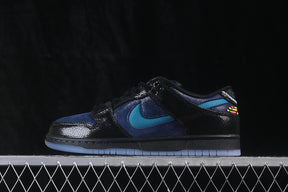 Dunk x Bluetile “Pitch Blue Black”