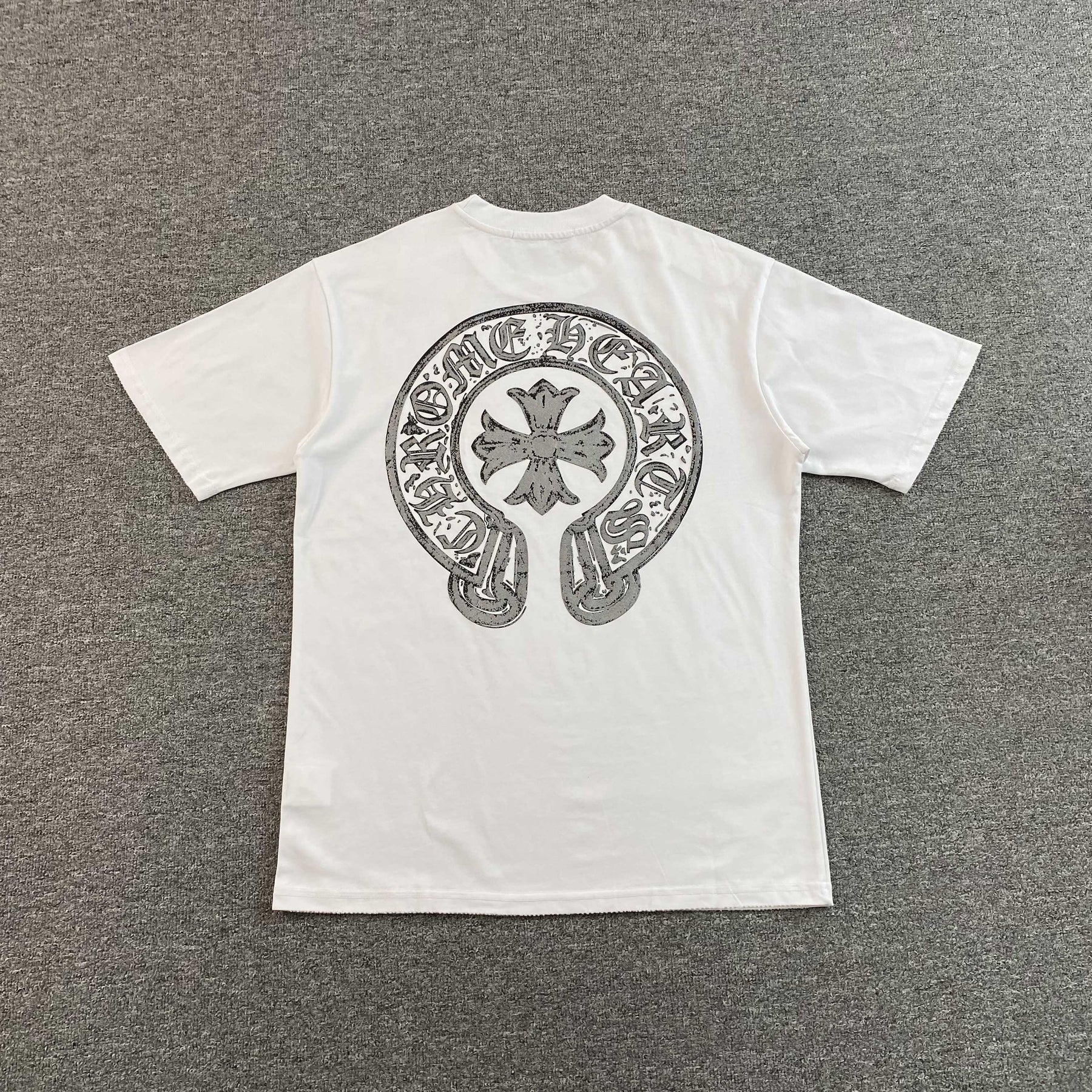 Camisa Chrome Hearts “Horseshoe Logo Pocket” ( Branca )