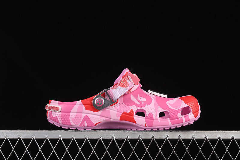 BAPE  X Crocs ( Rosa )