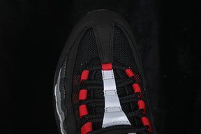 Air max 95 x Liverpool FC “Black Gym Red”