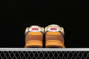 Dunk “Newcastle Brown Ale Gold”