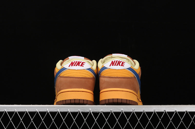 Dunk “Newcastle Brown Ale Gold”