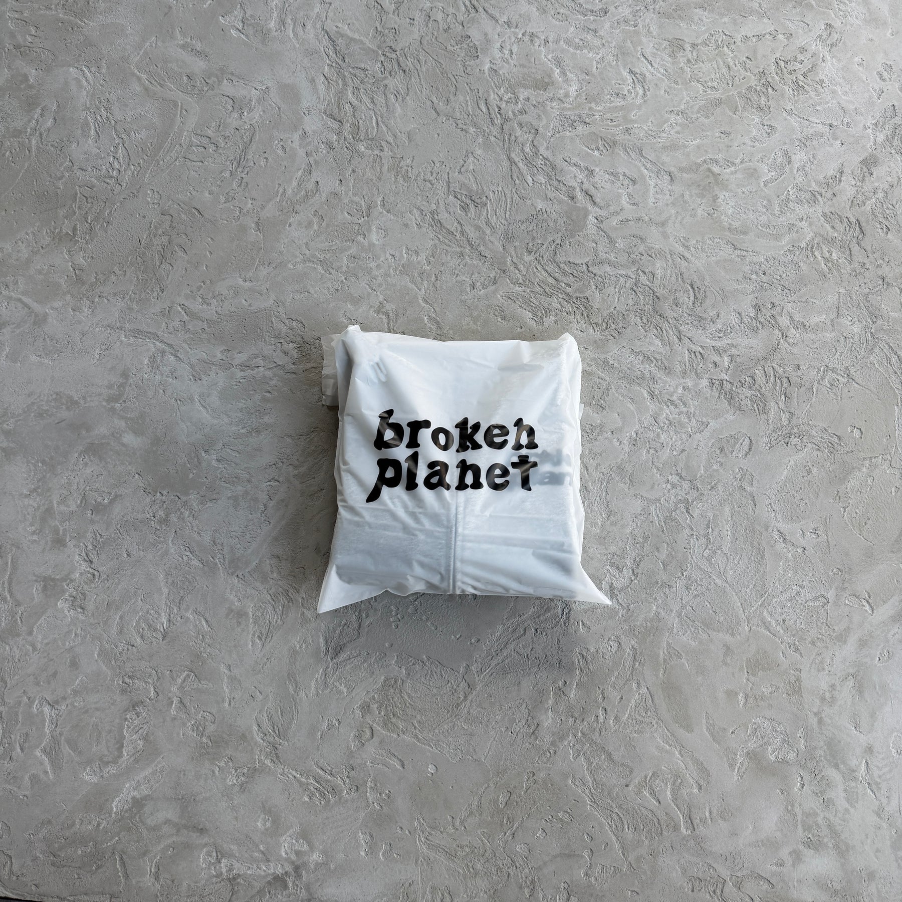 Moletom Broken Planet “Star Logo”