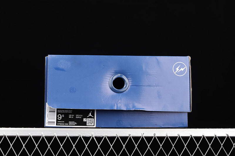 Air Jordan 3 "Pine Green"