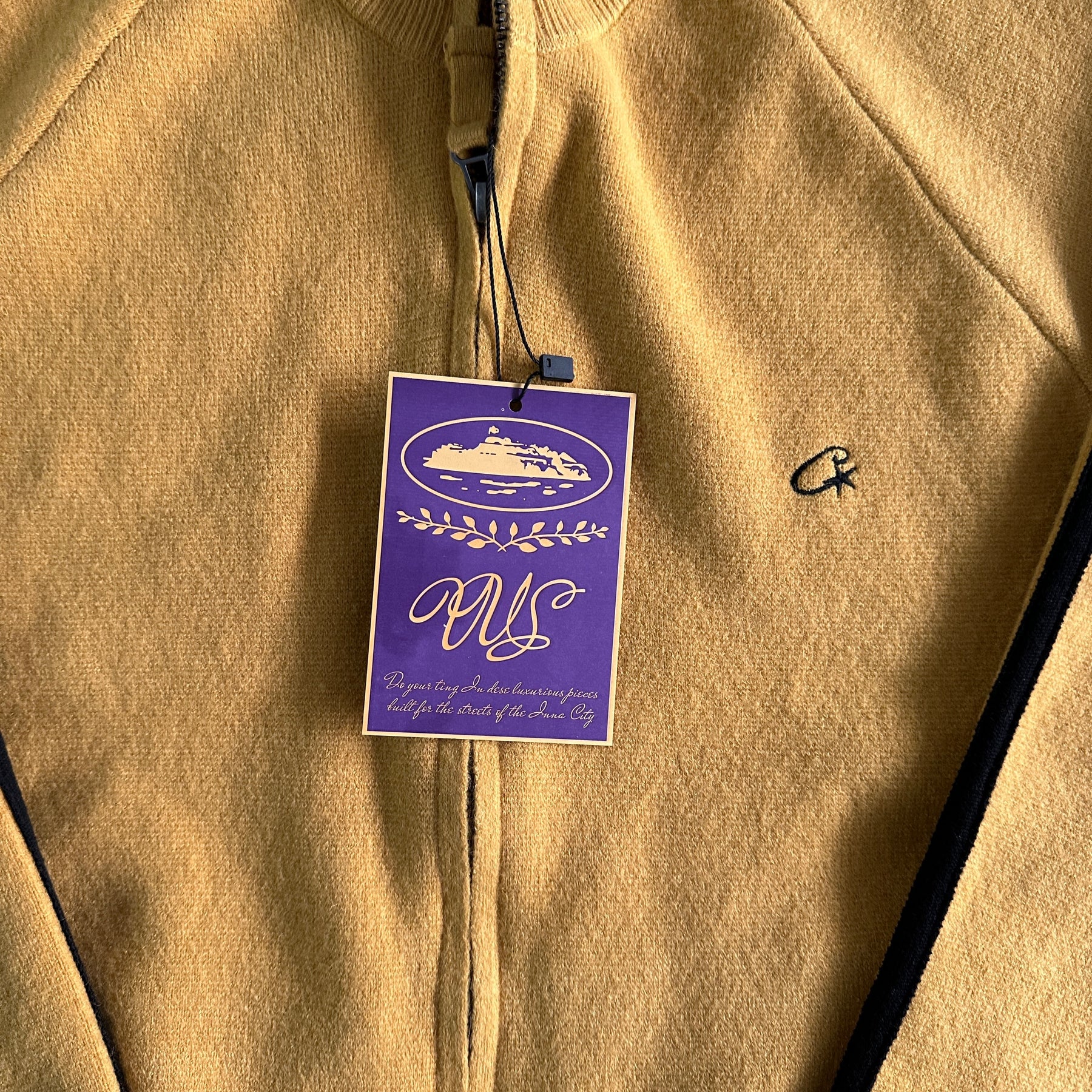 Casaco Corteiz “Knit Zip Up” ( Amarelo com Preto )