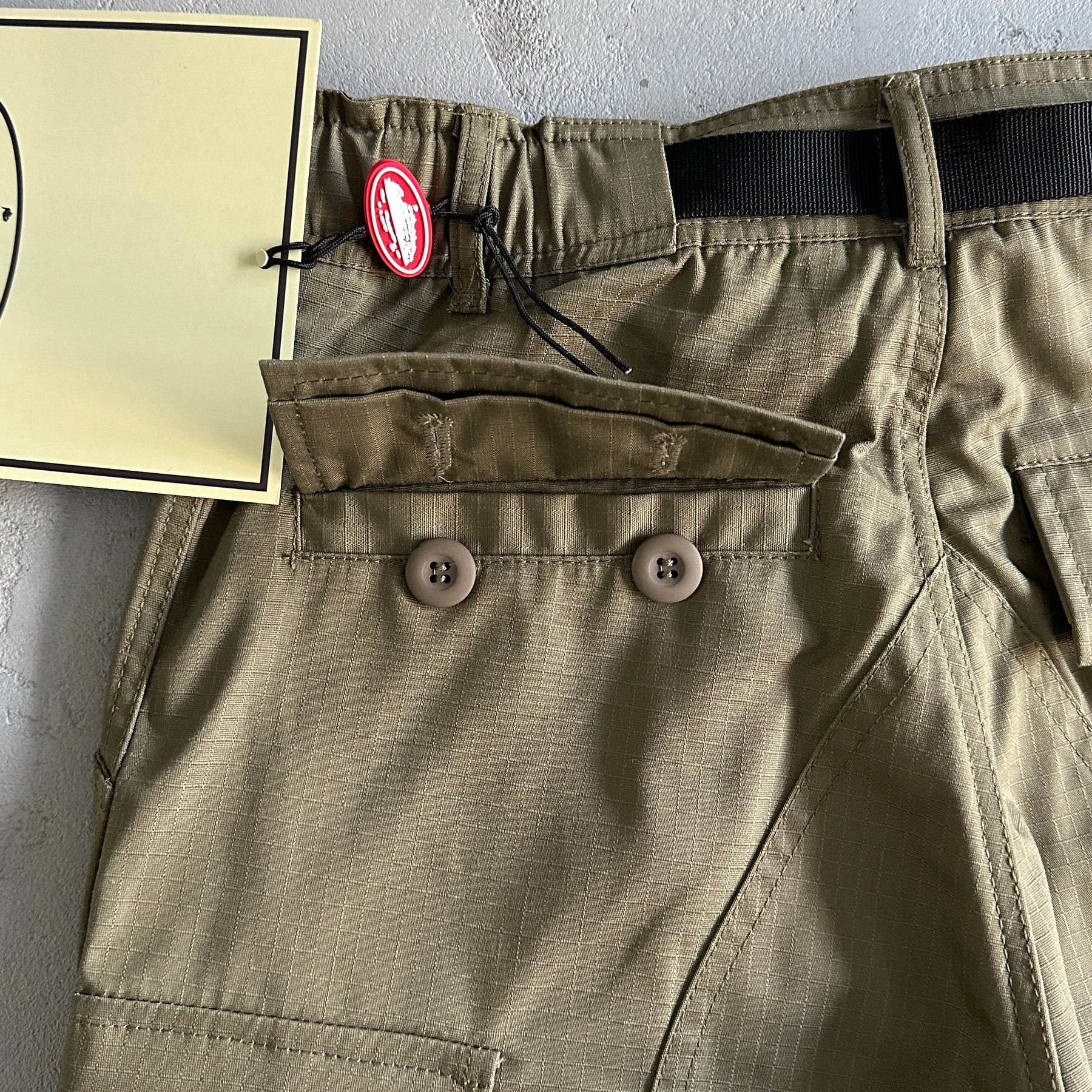 Calça Corteiz “Military Green”