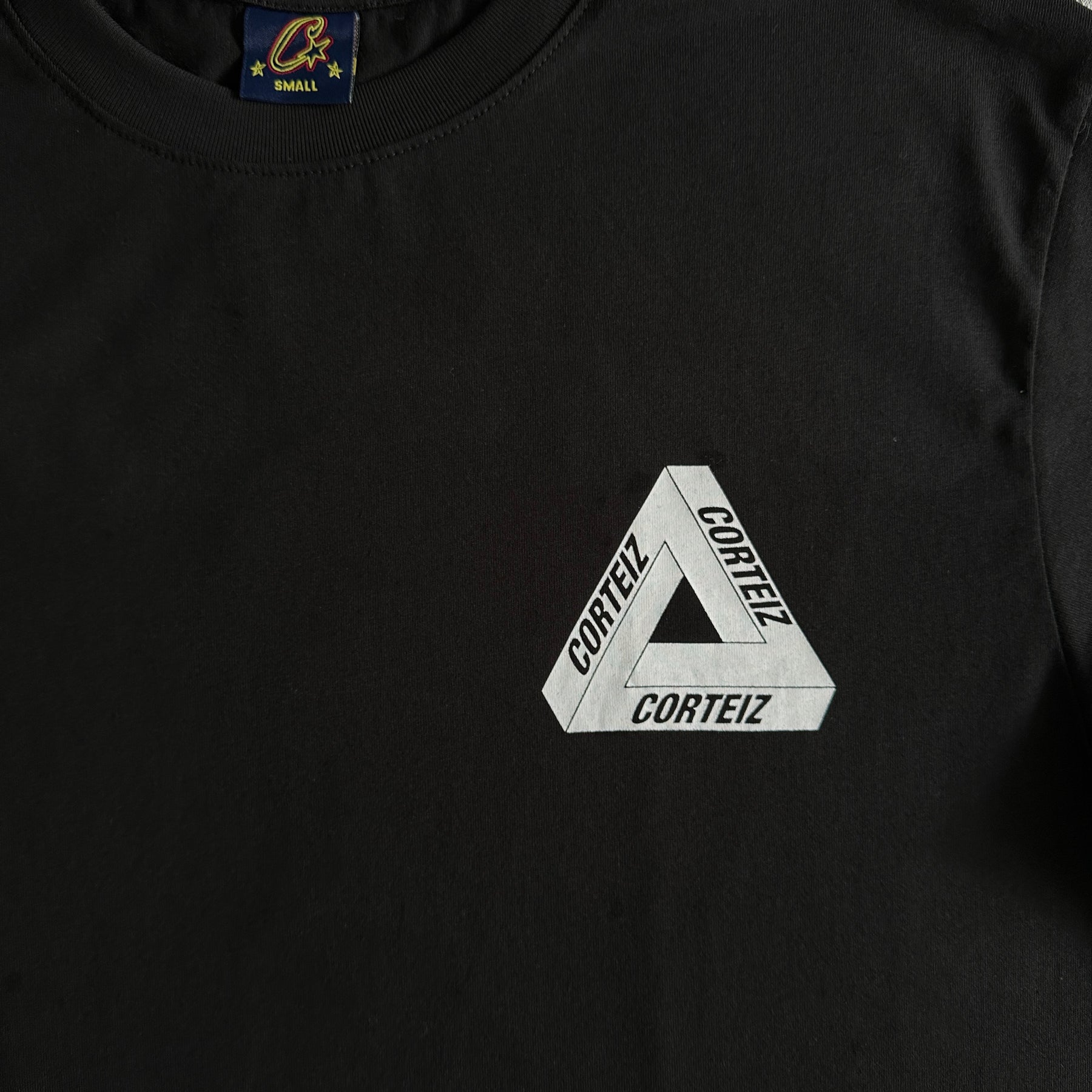 Camisa Corteiz “Möbius Strip ”