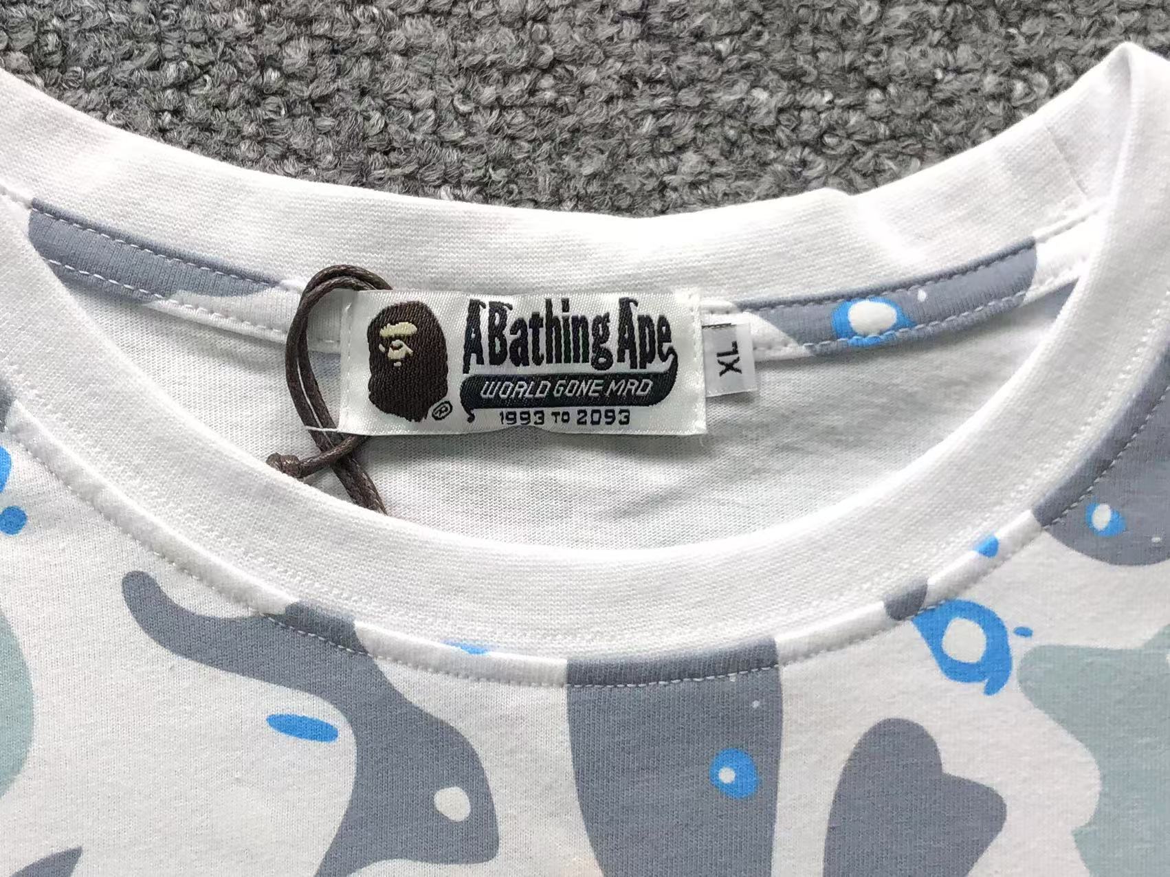 Camisa Bape “Camo White Ape”