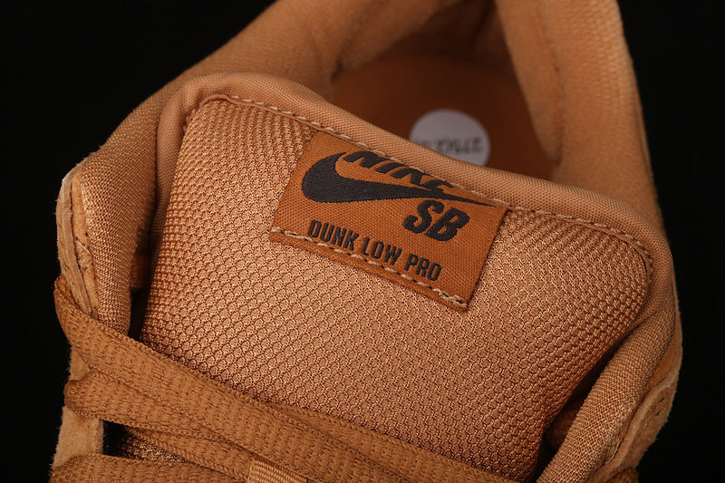 Dunk “Wheat Mocha”