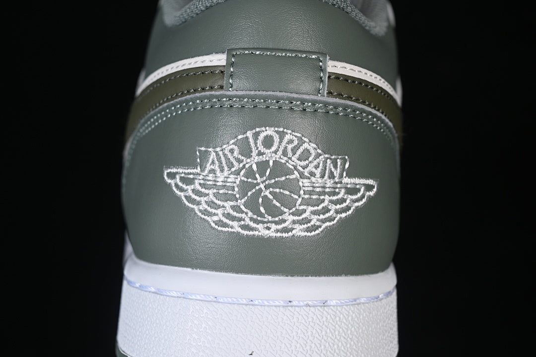 Air Jordan 1 Low "Military Green"