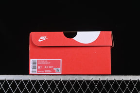Dunk “Black Smoke Grey”