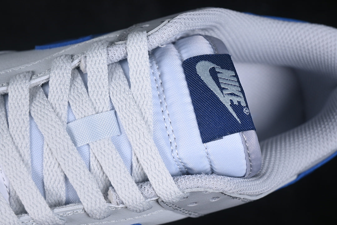 Dunk “White Deep Royal Wolf Grey”