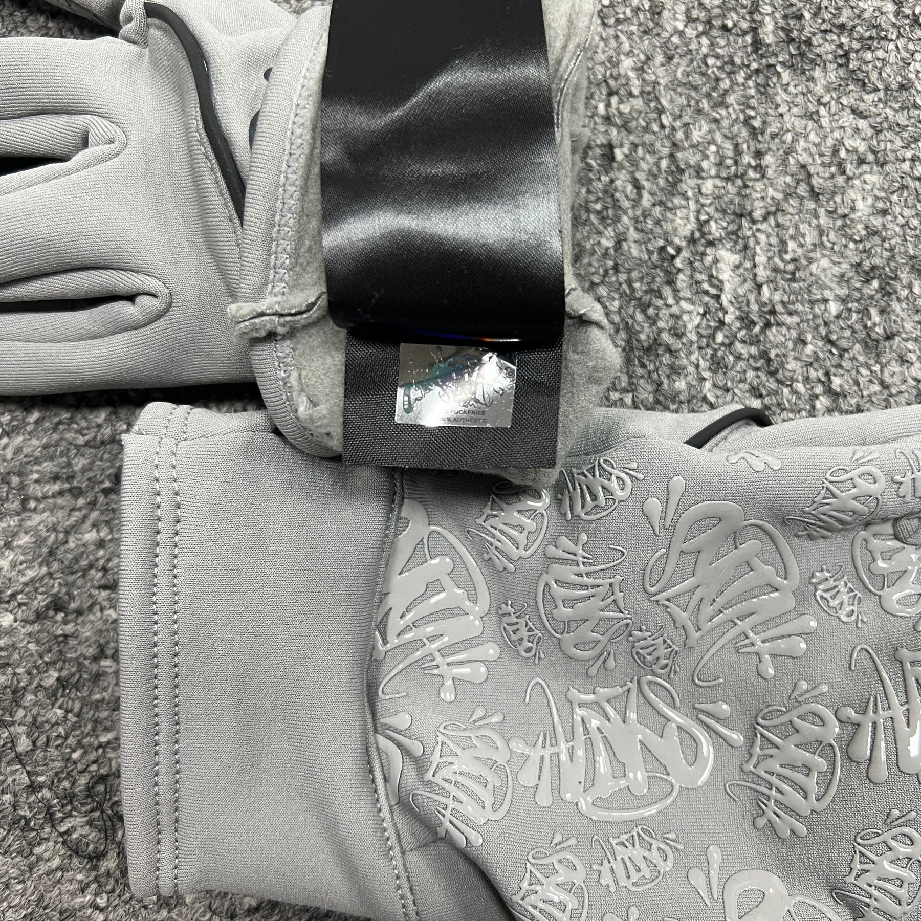 Luva Syna World ( Branca )