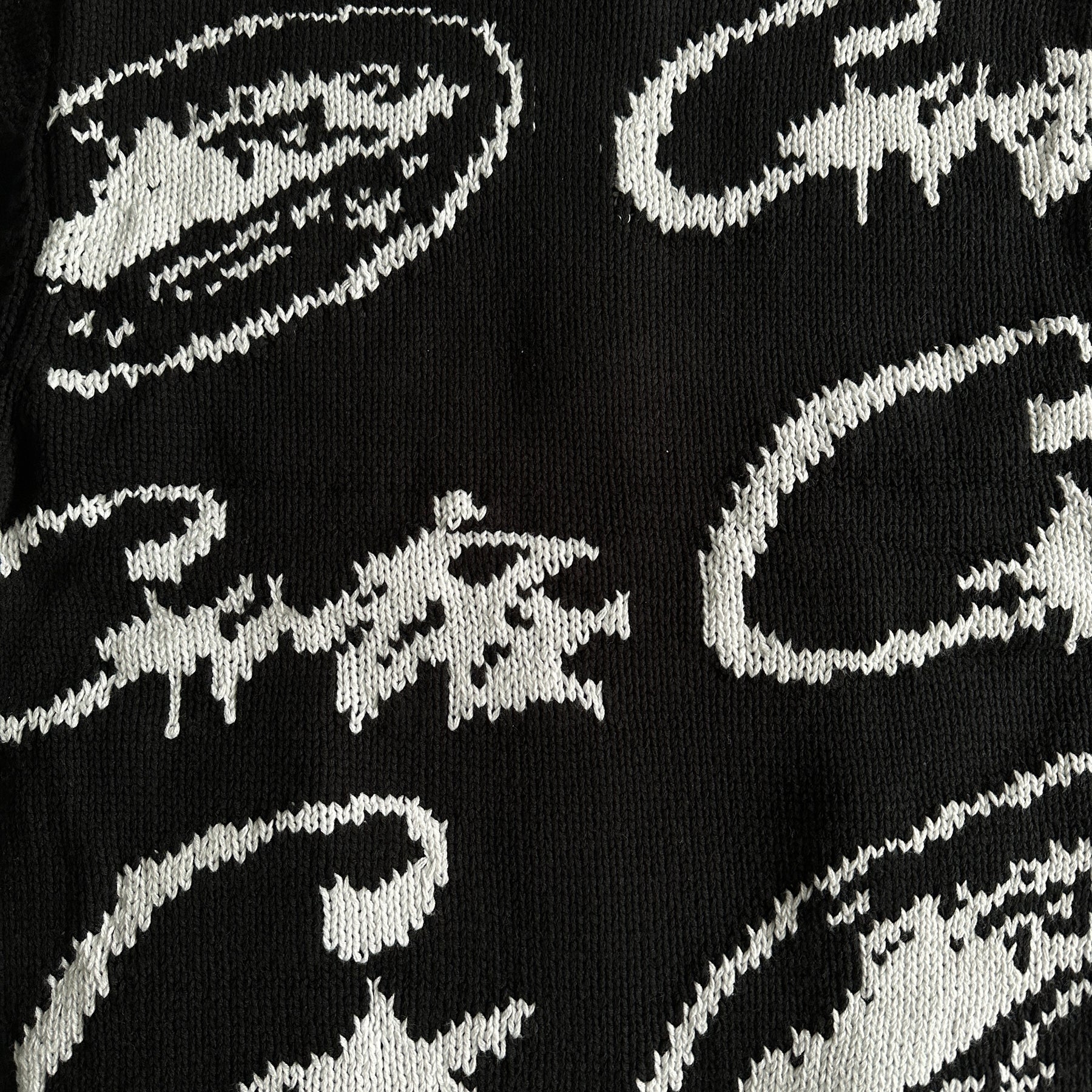 Jaqueta Corteiz “Heavy Knit” ( Preta com Branca )