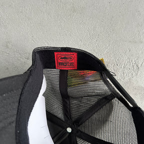 Boné Corteiz “Island” (Preto com Vermelho)