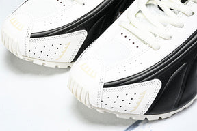 Nike Shox R4 “Black Metalic Silver”