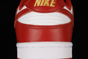 Dunk “Gym Red”