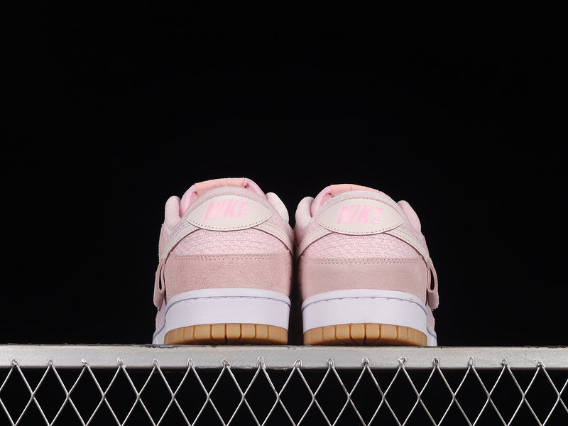 Dunk “ Pink Teddy Bear”
