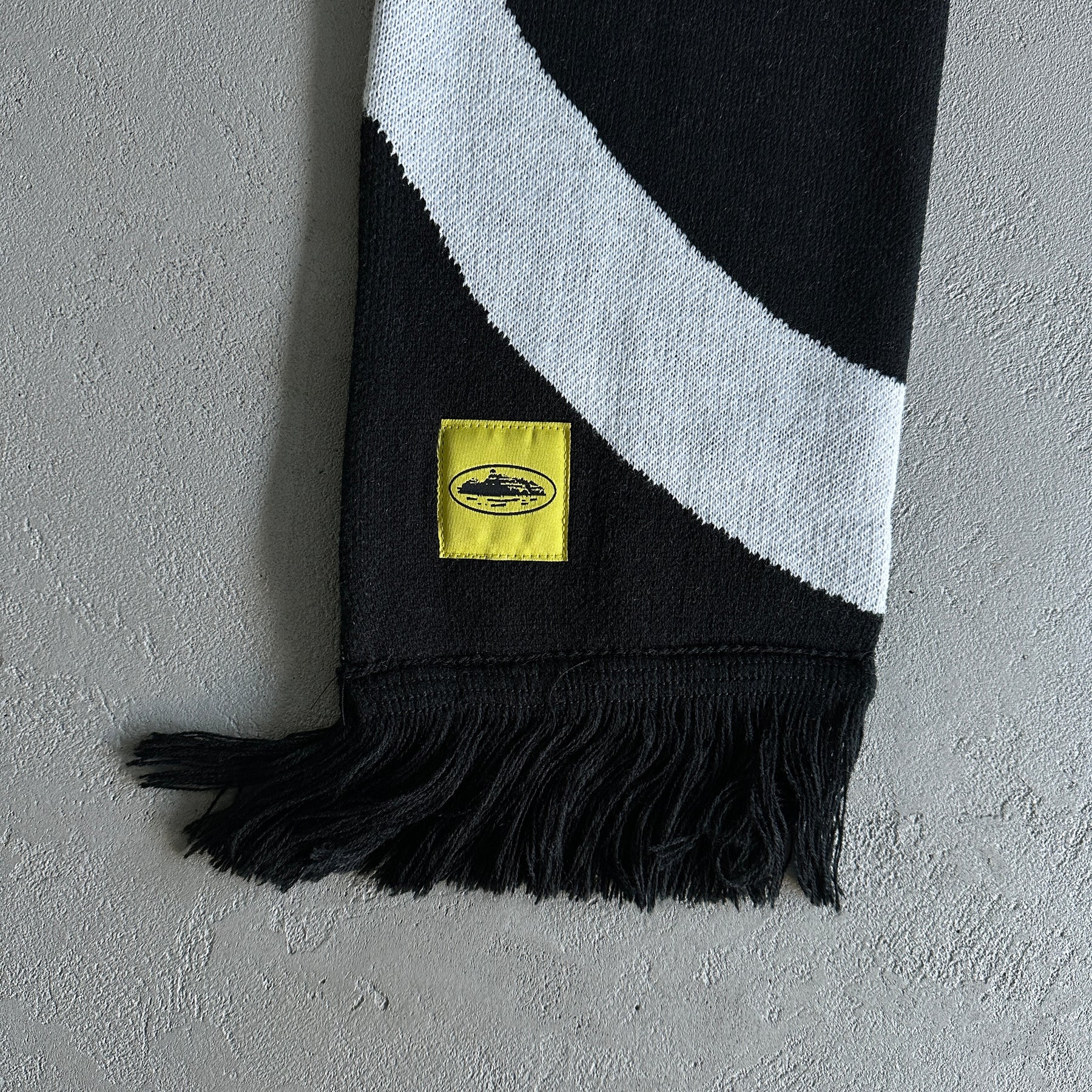 Cachecol Corteiz ( Preto )