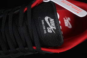 Dunk x Supreme “Black”