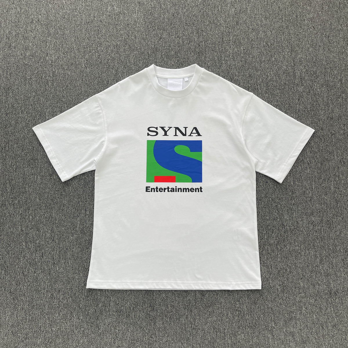 Camisa Syna World “Entertainment”