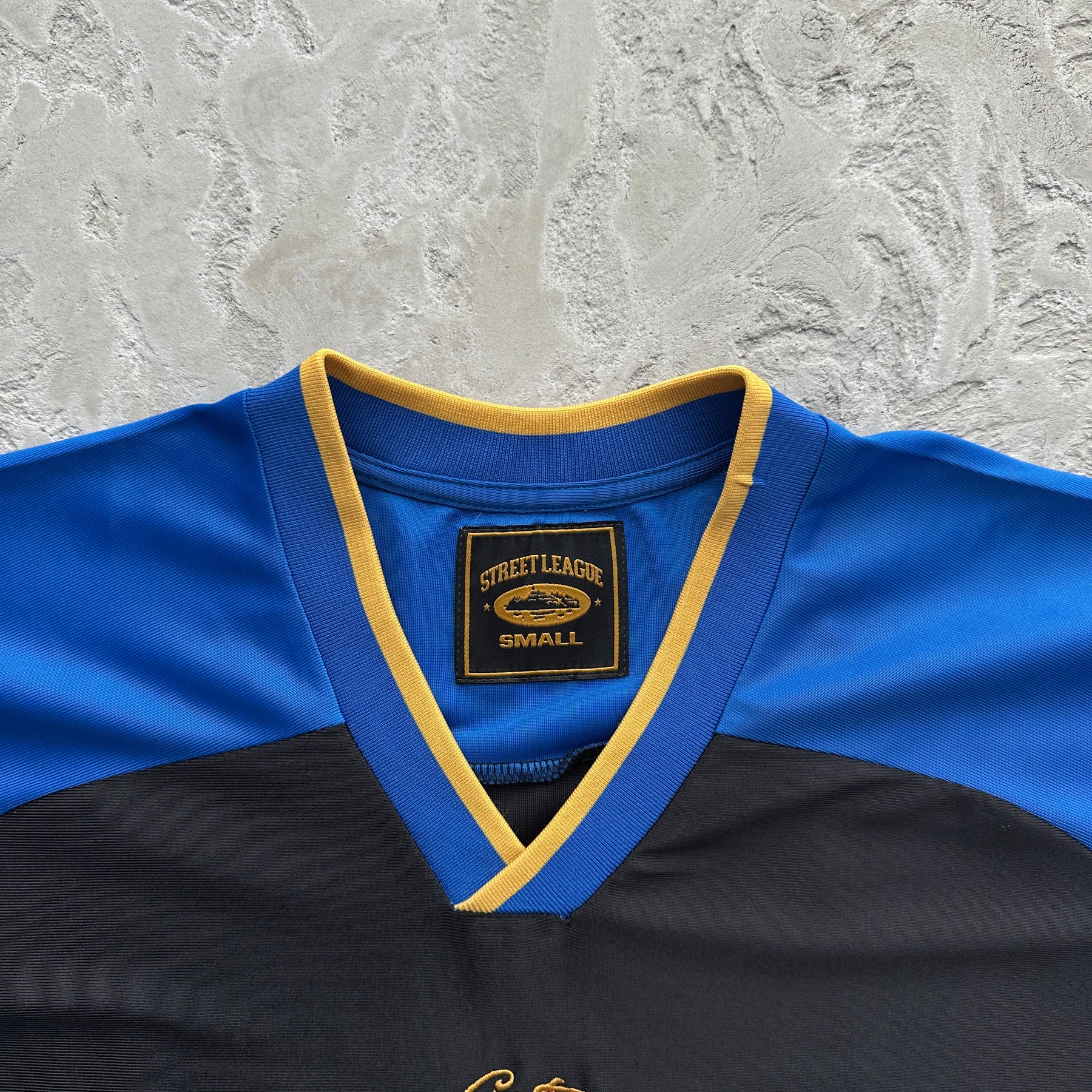 Camisa Corteiz “Guerrilaz Jersey”