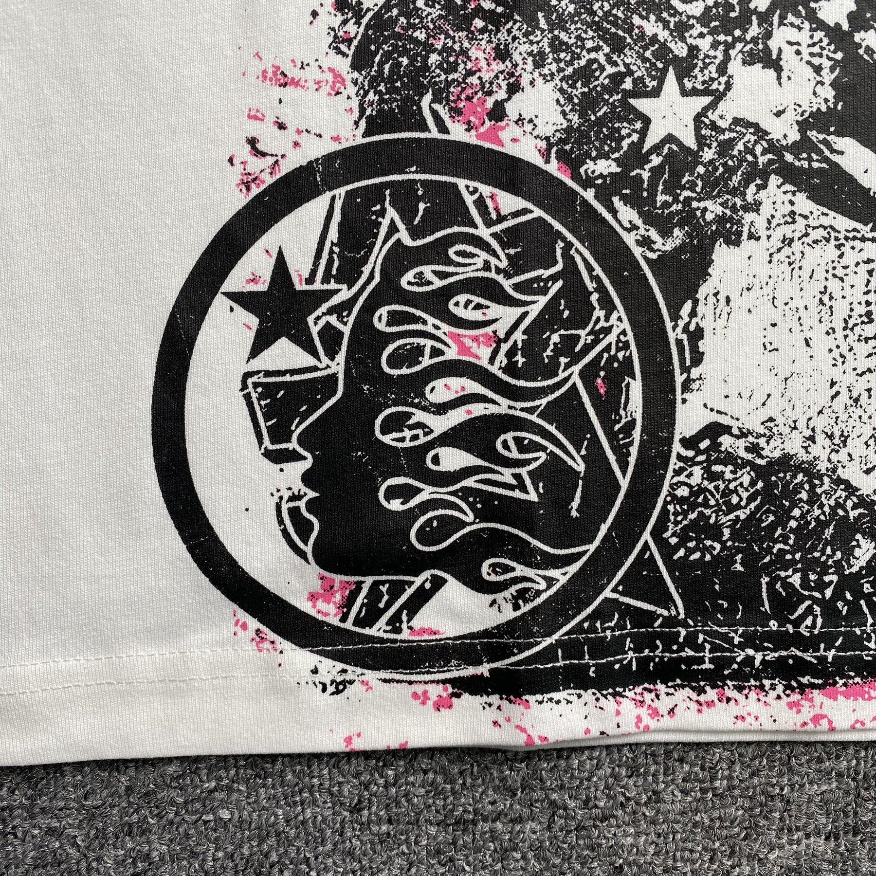 Camisa Hellstar “Peace is a Journey” ( Branca )